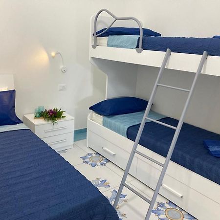 Stella Maris B Apartment Санта Мария ди Кастелабате Екстериор снимка