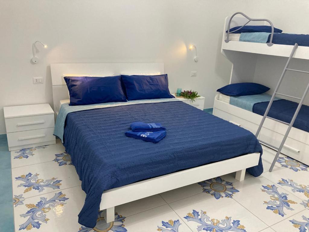Stella Maris B Apartment Санта Мария ди Кастелабате Екстериор снимка