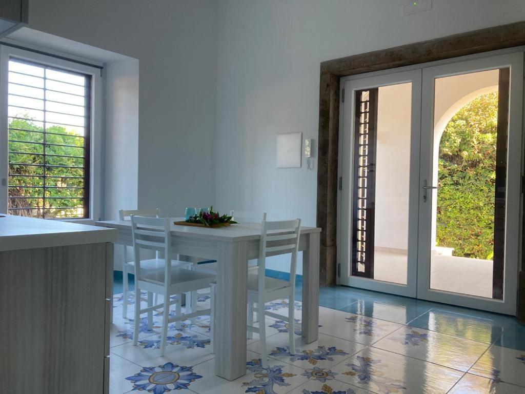 Stella Maris B Apartment Санта Мария ди Кастелабате Екстериор снимка