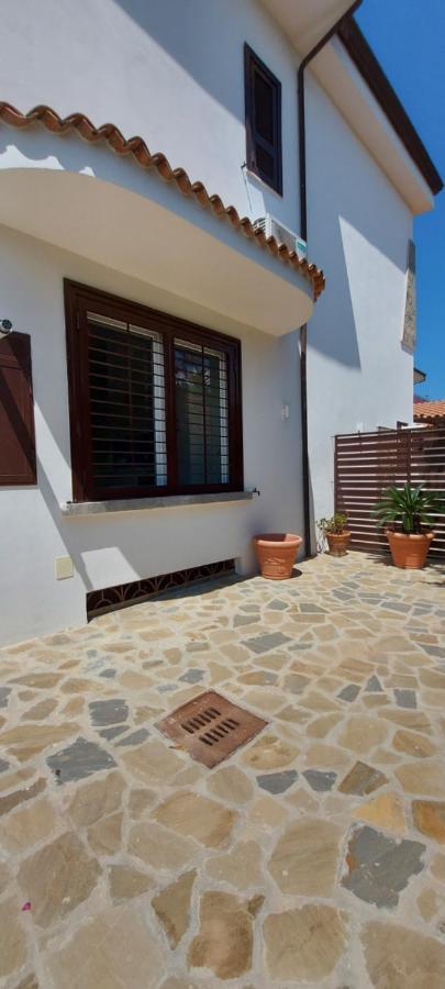 Stella Maris B Apartment Санта Мария ди Кастелабате Екстериор снимка