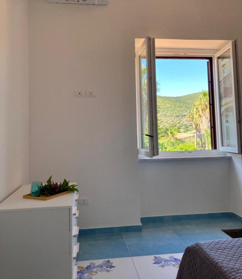 Stella Maris B Apartment Санта Мария ди Кастелабате Екстериор снимка