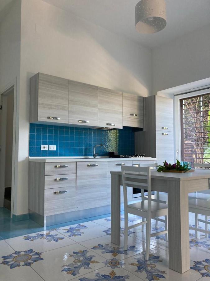 Stella Maris B Apartment Санта Мария ди Кастелабате Екстериор снимка