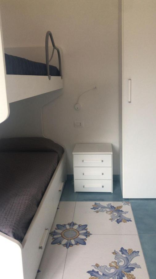 Stella Maris B Apartment Санта Мария ди Кастелабате Екстериор снимка